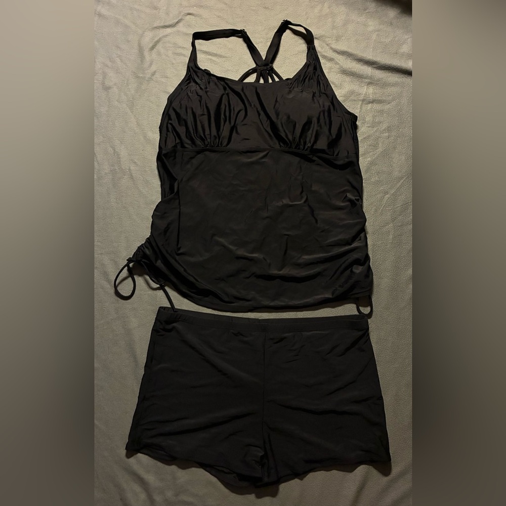 NWT Yonique Tankini Set